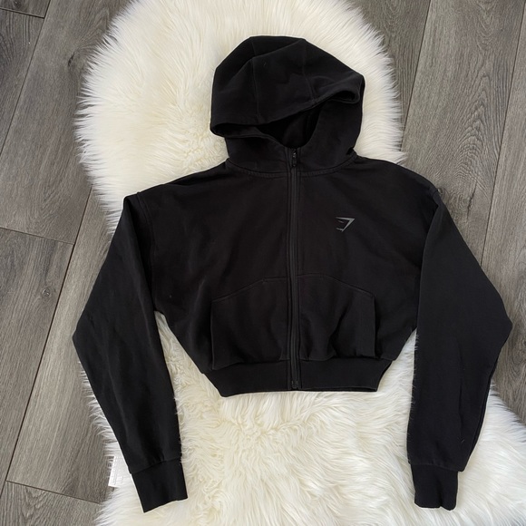 Gymshark Sweaters - GymShark Crop zip up sweater